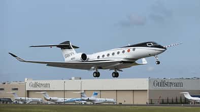 Erstflug der Gulfstream G800