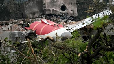 Absturz der Air India-Boeing 787 am 12. Juni 2025 in Ahmedabad.