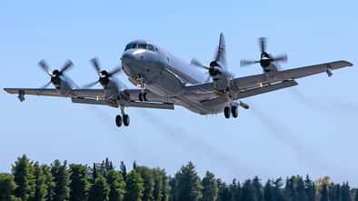 Erste modernisierte P-3B Orion für Griechenland