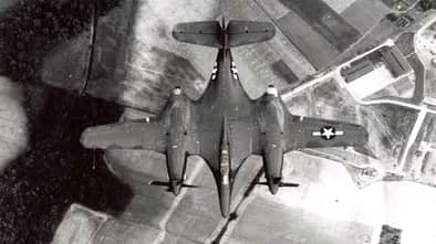McDonnell XP-67 im Flug von oben gesehen
