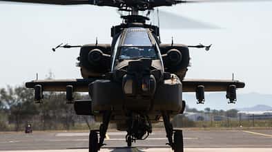 Tiger-Ersatz: Die ersten vier AH-64E Apache für Australien.