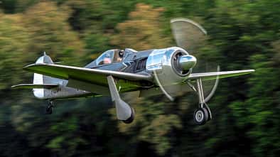 Focke-Wulf Fw 190 D-FWMV im Flug bei der Hahnweide 2025