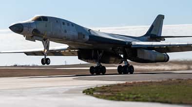 Reaktivierte Rockwell B-1B "Apocalypse II" geht wieder in Dienst.