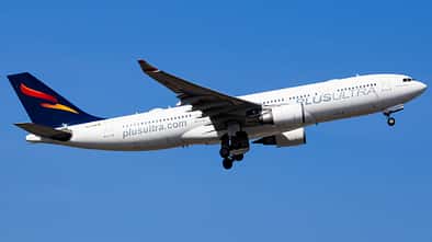 Airbus A330 von Plus Ultra aus Spanien. 