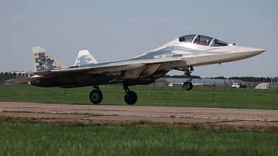 Suchoi, Su-57D, Su-57, Su-57UB, Doppelsitzer, Stealth, Russland, Schukowski Der erste Su-57-Doppelsitzer (Su-57D) beim Start zum Erstflug.