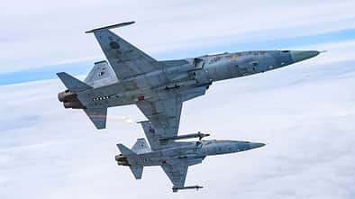 Südkoreanische F-5 beim Training.
