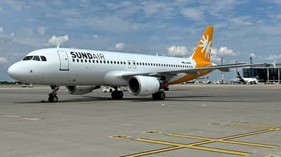 Airbus A320 von Sundair in neuer Lackierung