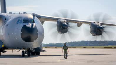 Airbus A400M fliegt nonstop nach Hawaii (mit Luftbetankung).