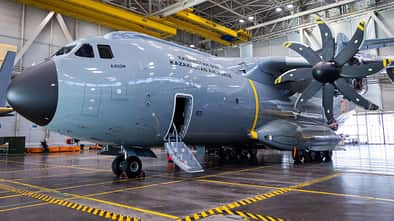 Zweiter Airbus A400M für Kasachstan nach der Lackierung.