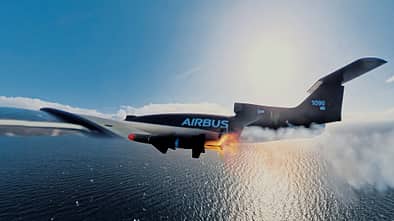 Airbus U680 Bird of Prey beim Abfeuern eines Miniflugkörpers