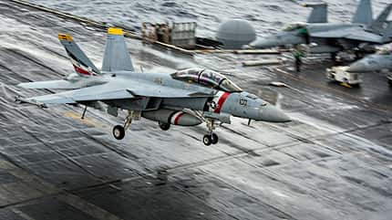 F-18F, Super Hornet, Flugzeugträger Carrier air ops