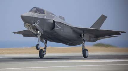 Lockheed Martin F-35B der RAF startet in Akrotiri. Lockheed Martin F-35B der RAF startet in Akrotiri.