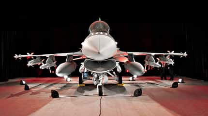 F-16