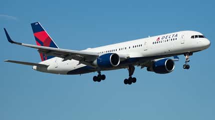 Delta, 757