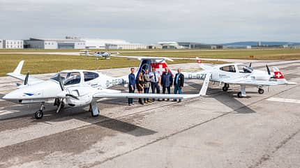 DA42, Laage, Lufthansa, Flight Academy, Diamond Aircraft DA42 für die European Flight Academy in Rostock-Laage.