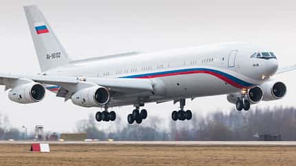 Il-96-400