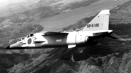 Mitsubishi T-2