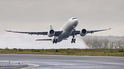 A330neo, Airbus, 252, A30-900, Erstflug Erstflug des Airbus A330-900 mit auf 251 Tonnen erhöhter maximaler Abflugmasse.