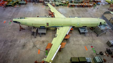 Il-96-400M
