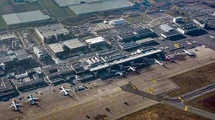 Albrecht Dürer Airport Nürnberg, Corendon Airlines, TUIfly, Terminal, ADAC Aero-Dienst Luftaufnahme Vorfeld