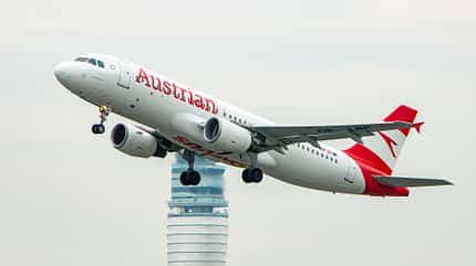 Austrian, A320 A320 der Austrian beim Start in Wien.
