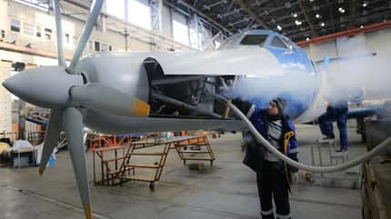 Jak-40, Sibnia, Yak-40