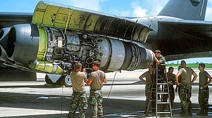 Boeing B-52, Pratt & Whitney TF33 DESERT SHIELD