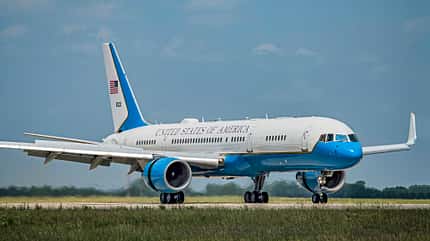 USAF, C-20B, C-32A, C-37B, C-40B, VC-25A Col. Sonkiss completes 'fini flight' as 89th AW commander