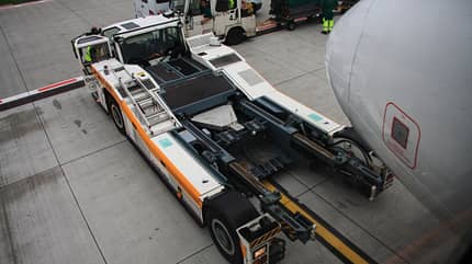 Pushback LEOs LH
