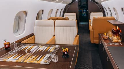 Playboy, Big Bunny, DC9, Global, Bombardier