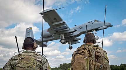 A10, A10C, A10A, USAF, Thunderbolt, Warzenschwein, Warthog Any time, any place: CCT lands A-10s on Estonian highway