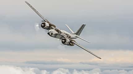 Invader, Douglas, A26, TinaFly, MeierMotors