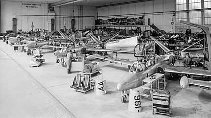 Fouga Magister, Jettrainer