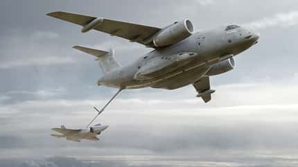 KC-390, Embraer, L3 Harris Embraer und L3 Harris wollen die KC-390 mit einem Tankausleger im Heck ausstatten und der USAF anbieten.