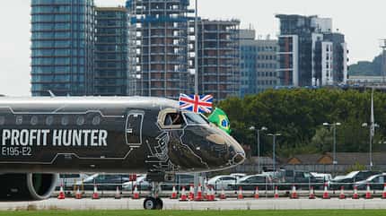 Embraer, E195 E2, London