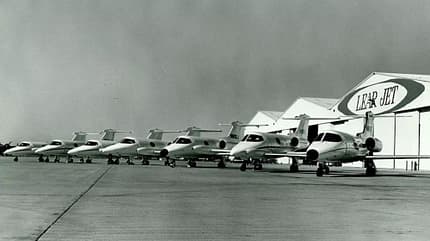 Learjet 23