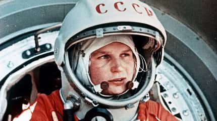 Vostok 6, soviet cosmonaut valentina tereshkova, the first woman in space, in front of the vostok capsule, june 1963.