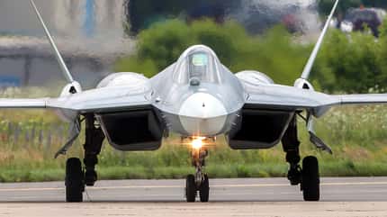 Su57, Suchoi