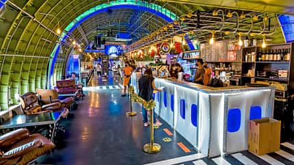 Thailand, Flugzeugfriedhof, Markt, Ruhestand, Reise, Reportage, DC 3, Klassiker, Oldtimer