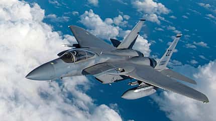 F-15s refuel during Valiant Shield 18