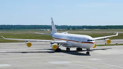16+01,Airbus A340,Dienststelle,Flugbereitschaft BMVg,Luftwaffe,Organisationsbereich,Transportflugzeug,Waffensystem