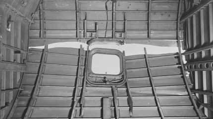 BOAC,British Overseas Airways Corporation,Comet,RAE Farnborough,Royal Aircraft Establishment,accident,aircraft,broken,cause,crash,cycle,de Havilland,interior,metal fatigue,plane,pressure,split,static,test Interior of de Havilland Comet, c 1950s.