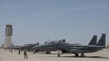 F-15E, f15, USAF, Air Force, Desert Air, Übung, Manöver, Jordanien, Eagle F-15E nebeneinander auf der Flightline in Al-Azrak