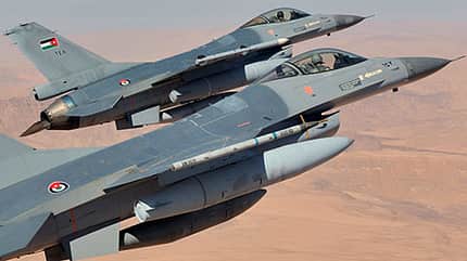 F-16, F16, RJAF, Desert Air, Übung, Manöver, Jordanien, Kampfflugzeug, Fighting Falcon Zweier-Formation jordanische F-16