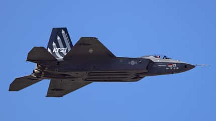 KAI, Südkorea, Stealth, KF-21, ADEX, Seoul, Kampfflugzeug, Boramae KAI KF-21 im Flug Boden
