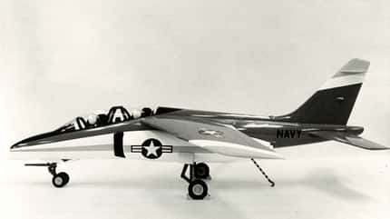 Alpha Jet Modell mit Fanghaken