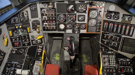 Tacit Blue, groom lake, area 51, stealth, geheim, us air force, northrop, b-2, tanrkappe, dayton usaf museum Tacit Blue Cockpit