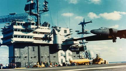 u2, U-2, Lockheed, skunk works, Spionage, cia, geheim, flugzeugträger, us navy, uss kitty hawk, ranger, nasa U-2 Anflug auf Flugzeugträger