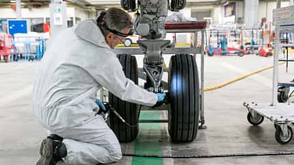 Technik, Flugzeugreifen, Reifen, Tires, Dunlop, Fahrwerk, Landing Gear, Lufthansa