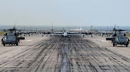 USAF, elepahnt walk, kadena air base, kampfflugzeug, f-35, lightning, f-15, eagle, E/A-18G, growler Kadena Elephant Walk Reaper von vorne